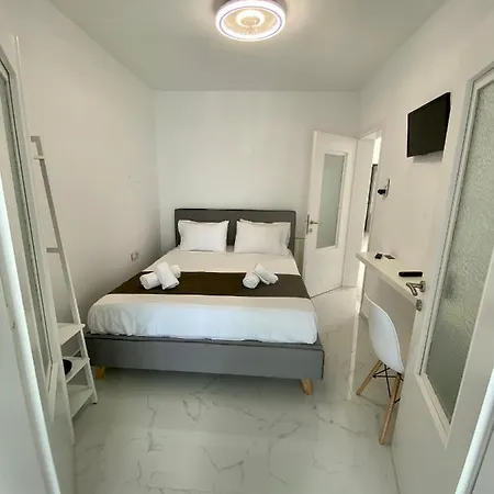Candi Central Apartments Neos Marmaras Exterior photo