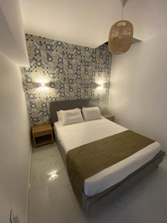 Candi Apartment *